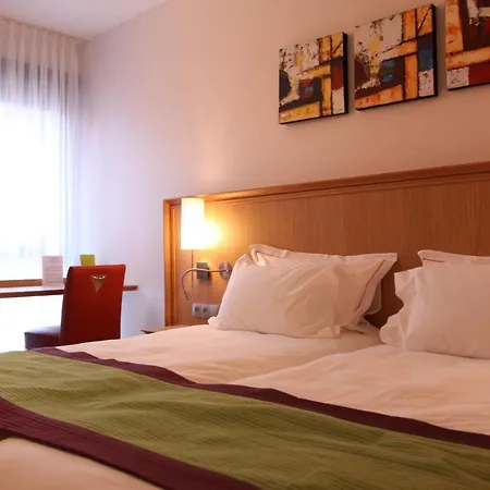 Logis Restaurant A L'etoile Отель 3*