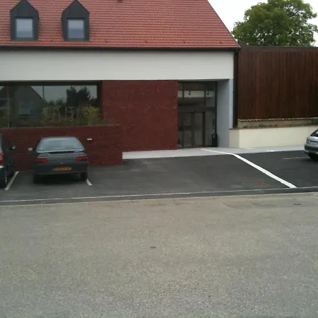 Отель Logis Restaurant A L'etoile Wingersheim-les-Quatre-Bans