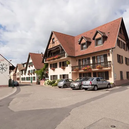 Logis Restaurant A L'etoile Отель Wingersheim-les-Quatre-Bans
