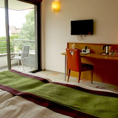 Hotel Logis Restaurant A L'etoile