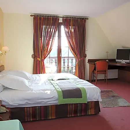 Logis Restaurant A L'etoile 3*