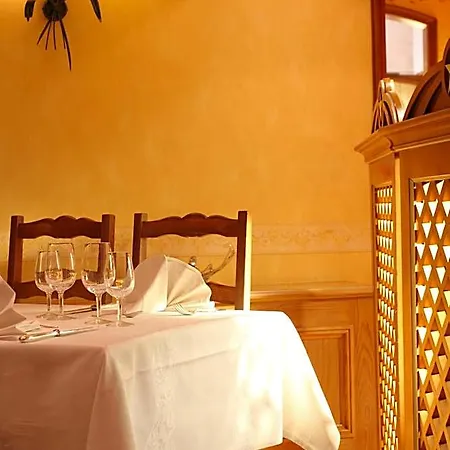 Logis Restaurant A L'etoile 3*