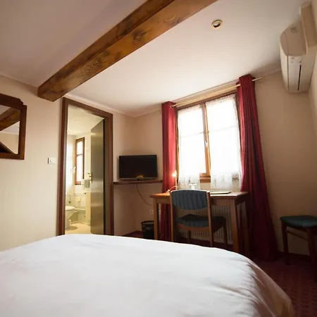 Logis Restaurant A L'etoile Wingersheim-les-Quatre-Bans