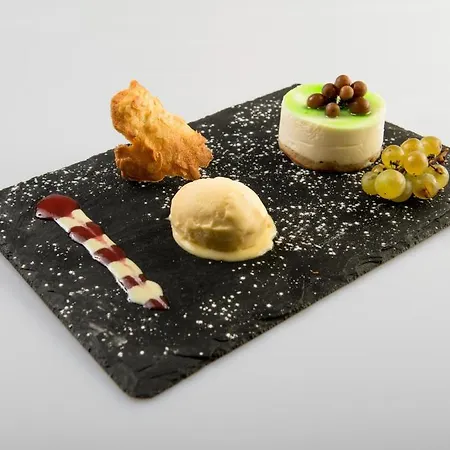 Logis Restaurant A L'etoile Отель 3*
