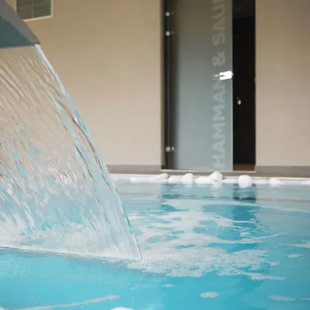 Logis Restaurant A L'etoile Hotel 3*